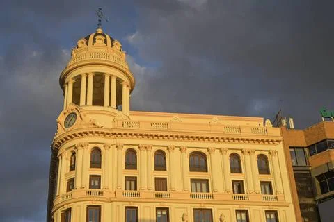  Altbau, Edificio La Adriatica, Gran Via, Centro, Madrid, Spanien *** Old ... Stock Photos