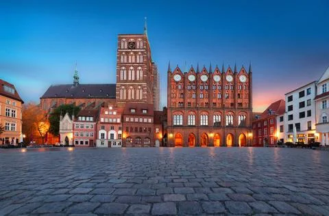 Alter Markt square at dusk in Stralsund, Germany Stock Photos