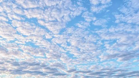 Altocumulus clouds in the sky Foto stock