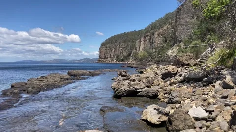 Alum cliffs Taroona Видео 347511841