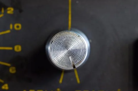 Aluminum control knobs retro home audio system Foto stock
