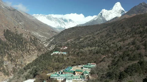 Ama Dablam in Everest Base Camp trek aerial in winter Video stock 150492283