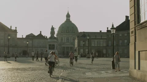 Amalienborg - Royal Danish Castle (flat colors) Stock Footage