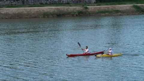 Amateur rowing on the Arno river Stock Footage 89647341