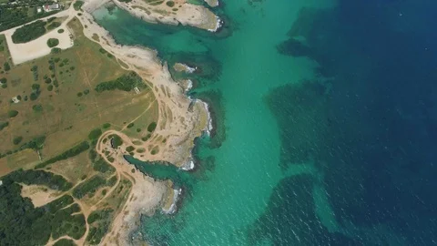Amazing Blue beach line Drone 4k flight in Italy 動画素材 90730468