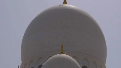 Amazing Close up views of Sheikh Zayed Mosque Dome in Abu Dhabi Stock-Footage 104860513
