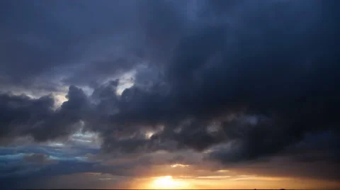 Amazing cloudy sunset time lapse Stock Footage 50960440
