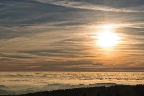 Amazing evening with sunset in Eagle mountains. Beautiful sunset within inv.. 스톡 사진