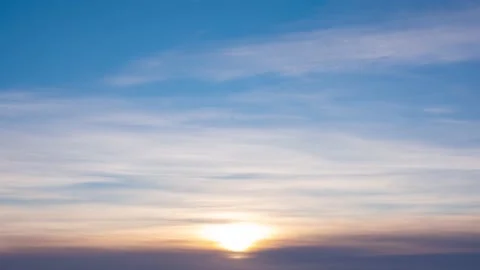 Amazing heavenly soft pastel easter morning sunrise on blue sky space. Vídeos de archivo 167767217