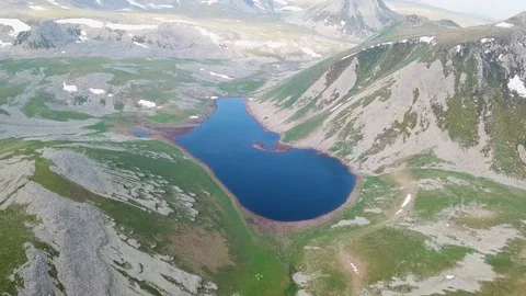 Amazing Levani lake in Georgia. Samtskhe-Javakheti region. Beautiful Alpine lake Stock Footage 122398092