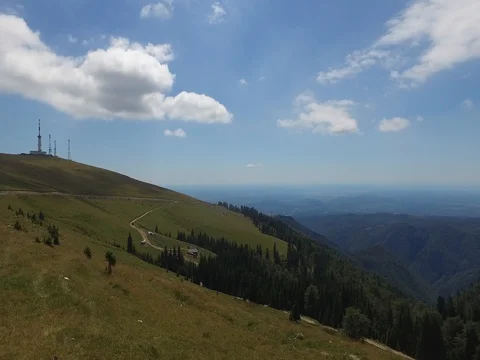 Amazing panoramic view of green valleys and mountains on Transalpina Video stock 79057433