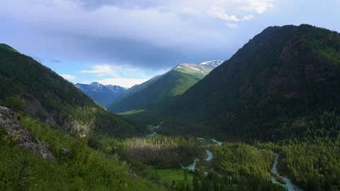 Amazing river landscape between the mountain ranges. Stock Footage 120491148