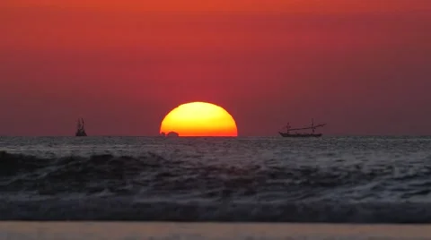 Amazing Sunset on Horizon 動画素材 55455411