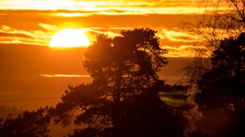 Amazing sunset time-lapse video. Vídeos de archivo 153622704