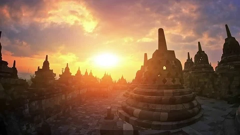 Amazing view of Borobudur temple architecture at sunset during trip in Indonesia Vídeo Stock 70925073