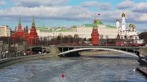 Amazing view of Kremlin in the spring during cloudy sunny day, Moscow, Russia 库存影片 43509360