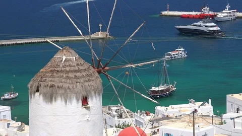 Amazing view of old windmill (Kato Mili) on Mykonos island. Greece Video stock 114485899