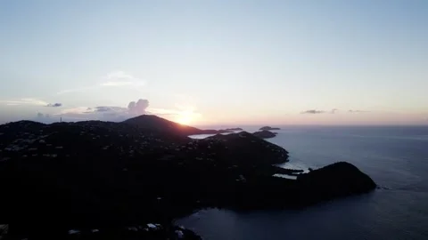 Amazing view of sunset in USVI virgin islands gradient sky silhouette Vídeos de archivo 253253441