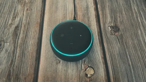 Amazon Alexa Echo Dot 3 - Starting Mini Smart Home Voice Assistant 库存影片 115479150