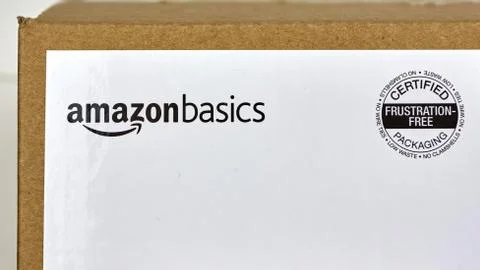 Amazon Basics shipping box Fotos Stock