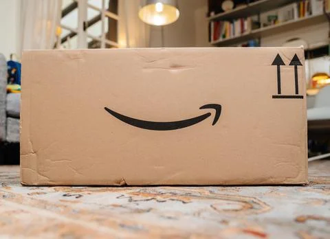 Amazon box with logo design Stock Photos