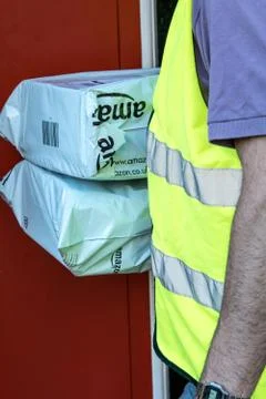 Amazon delivery man at work Foto stock