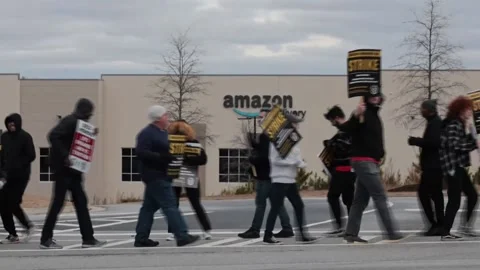 Amazon drivers protest in front of delivery warehouse in Atlanta, US, ATLANTA, U Stock Footage 264981563