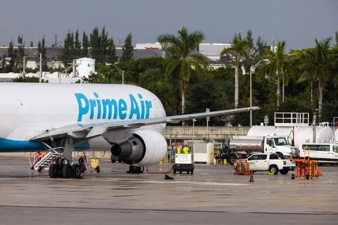 Amazon Prime Air cargo plane overshoots runway at Miami International Airport, U Stock Photos