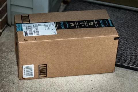 Amazon Prime brown box Stock Photos
