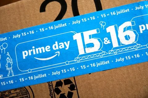 Amazon Prime Day box Photos