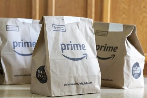 Amazon Prime offers same day free delivery for Whole Foods Stock Photos