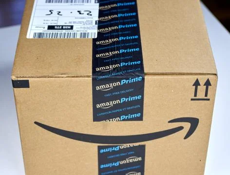 Amazon Prime shipping box 写真素材