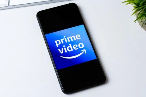 Amazon Prime Video app logo on a smartphone screen Stock Photos