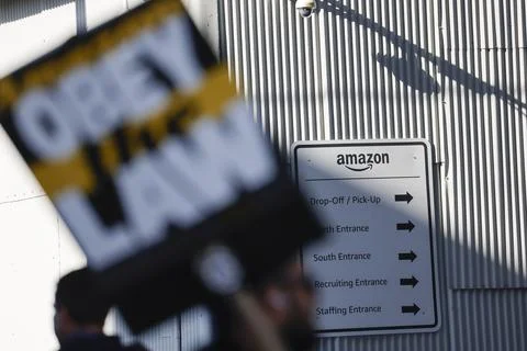 Amazon workers strike led by the Teamsters union at major U.S. hubs, San Francis Stock Photos