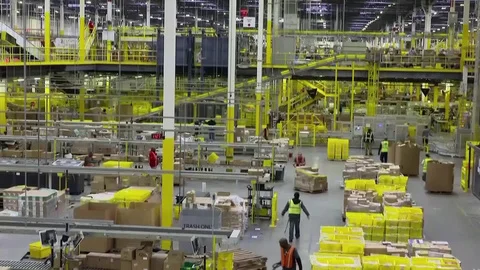 Amazon Prime Users Stock Videos – Royalty-Free HD & 4K Videos | Pond5