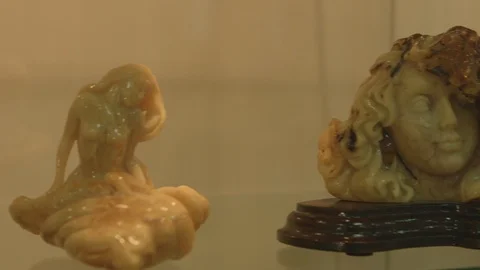 Amber in museum Stock-Footage 94722505