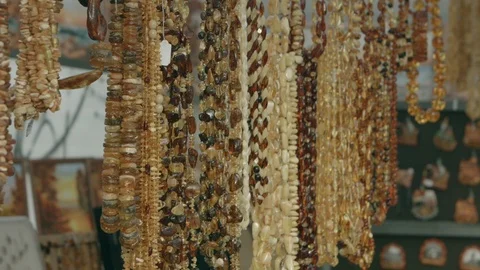 Amber in museum Vídeo Stock 94722506