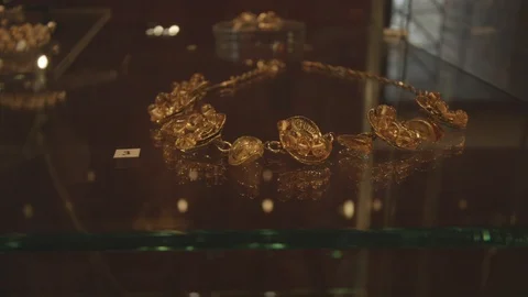 Amber in museum Stock-Footage 94722546