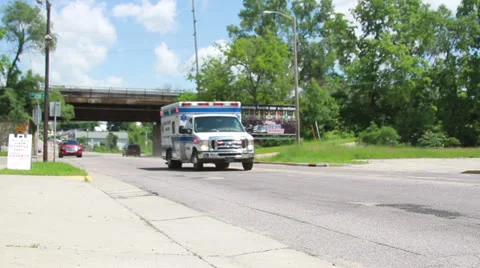 Ambulance Going to Call Video stock 25869945