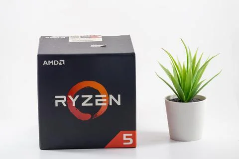 A amd ryzen processor cpu isolated on white background Foto stock
