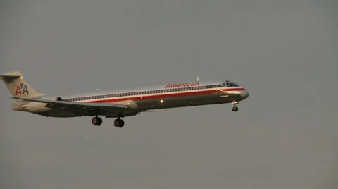 American Airlines Landing at Dallas Fort Worth DFW Airport Stock Footage