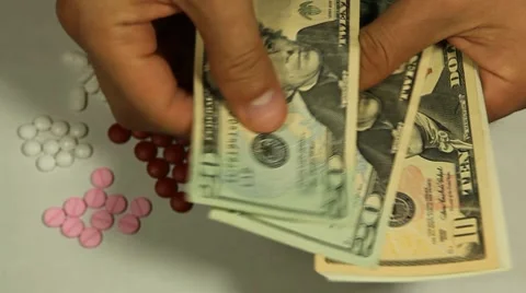 American Dollar USD, Counting Drugs and Money, Health Care, Colorful Pills Vídeo Stock 8677751