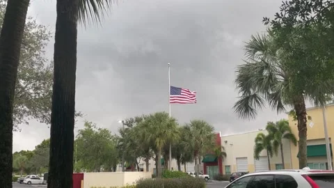American Flag at half mast 스톡 동영상 172335794