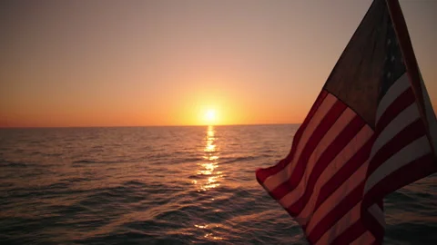 American Flag at Sunset on Sailing Ship in Key West, Florida Vidéo 306628074