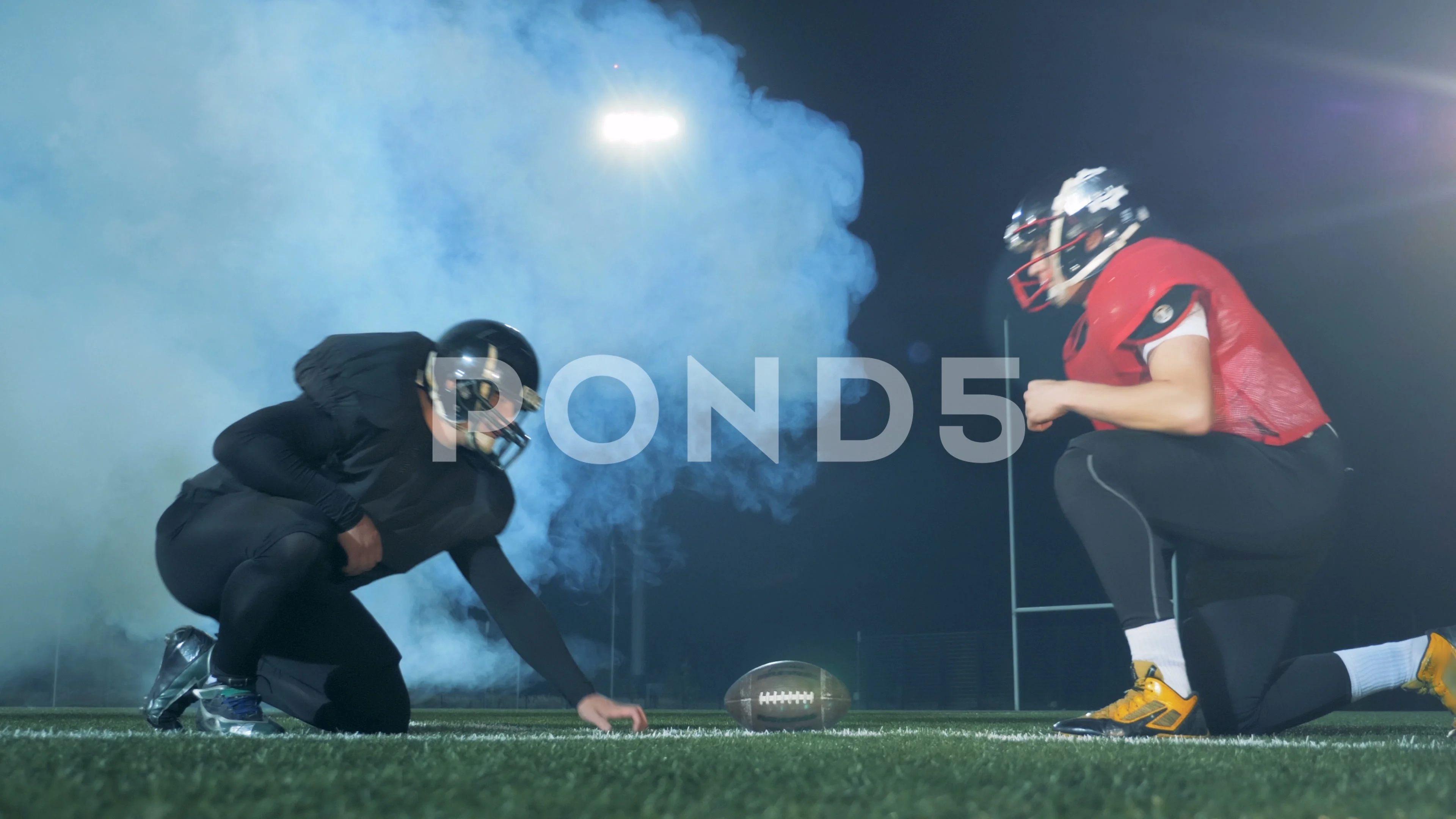 Premium PSD | Football player posing