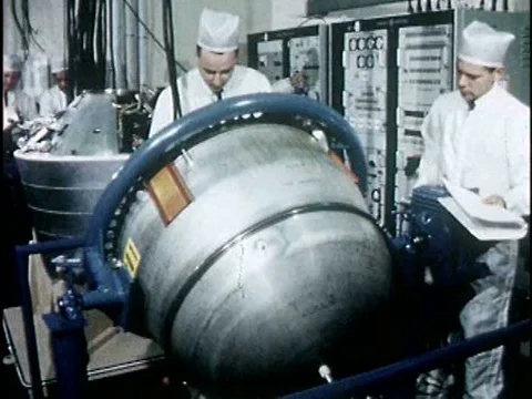 Ames Research Center scientists work on a biosatellite designed to put plants, 스톡 동영상 75267088