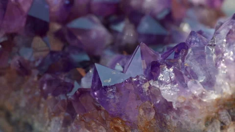 Amethyst Cluster Vídeo Stock 332894884