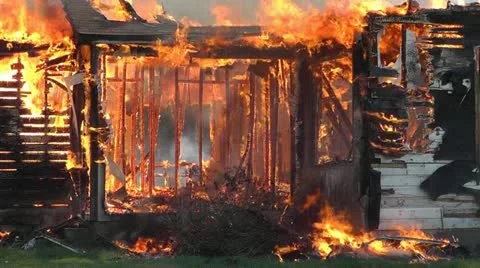 Amid the Force of Nature - Fire destroyed this old home in less then an hour. Video stock 12208257