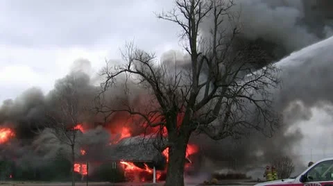 Amid the Force of Nature - House Fire - Fire and Smoke 스톡 동영상 10889437