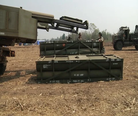 Ammunition being loaded into high mobility artillery rocket system HIMARS Vidéo 102944206